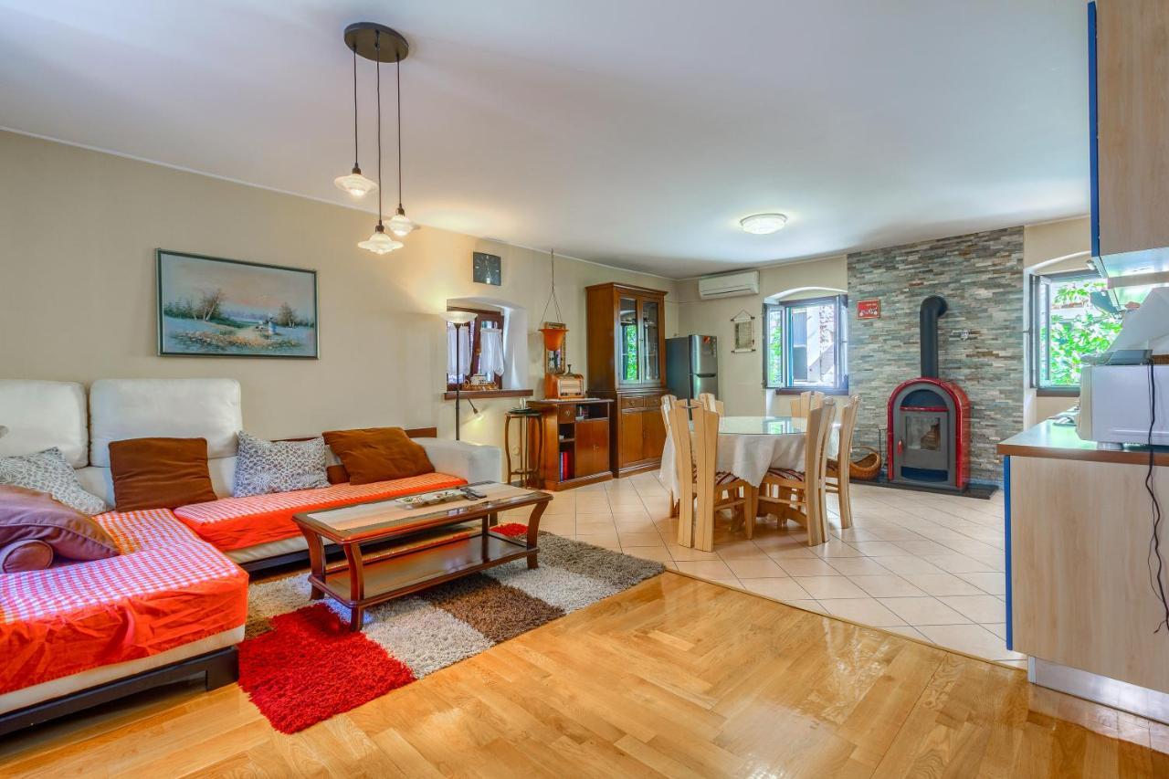 Old Stone House St Lawrence In The Heart Of Sibenik'S Old Town公寓 外观 照片